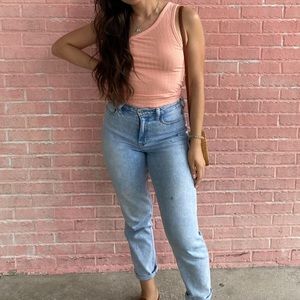 One shoulder croptop